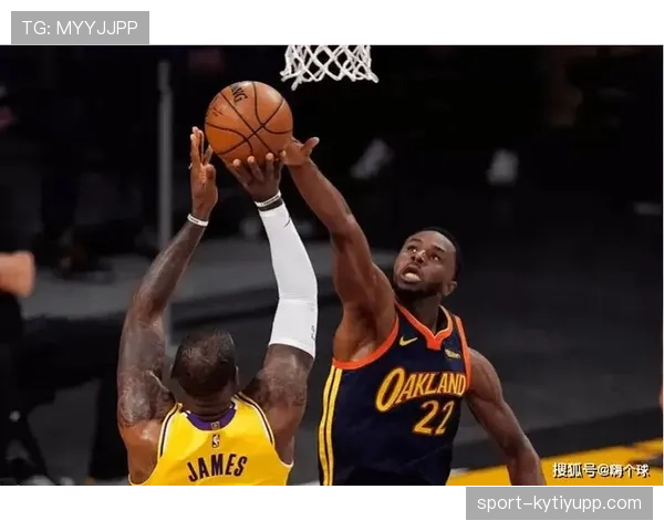 大罗巅峰战如何靠盘带撕裂防线？今之锋线为何难复刻