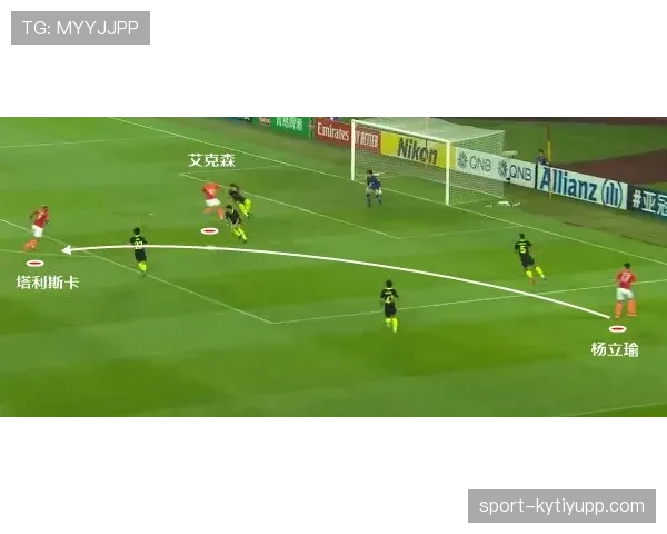 杜埃射门效率低下的根源：门前决策机制与终结能力分析